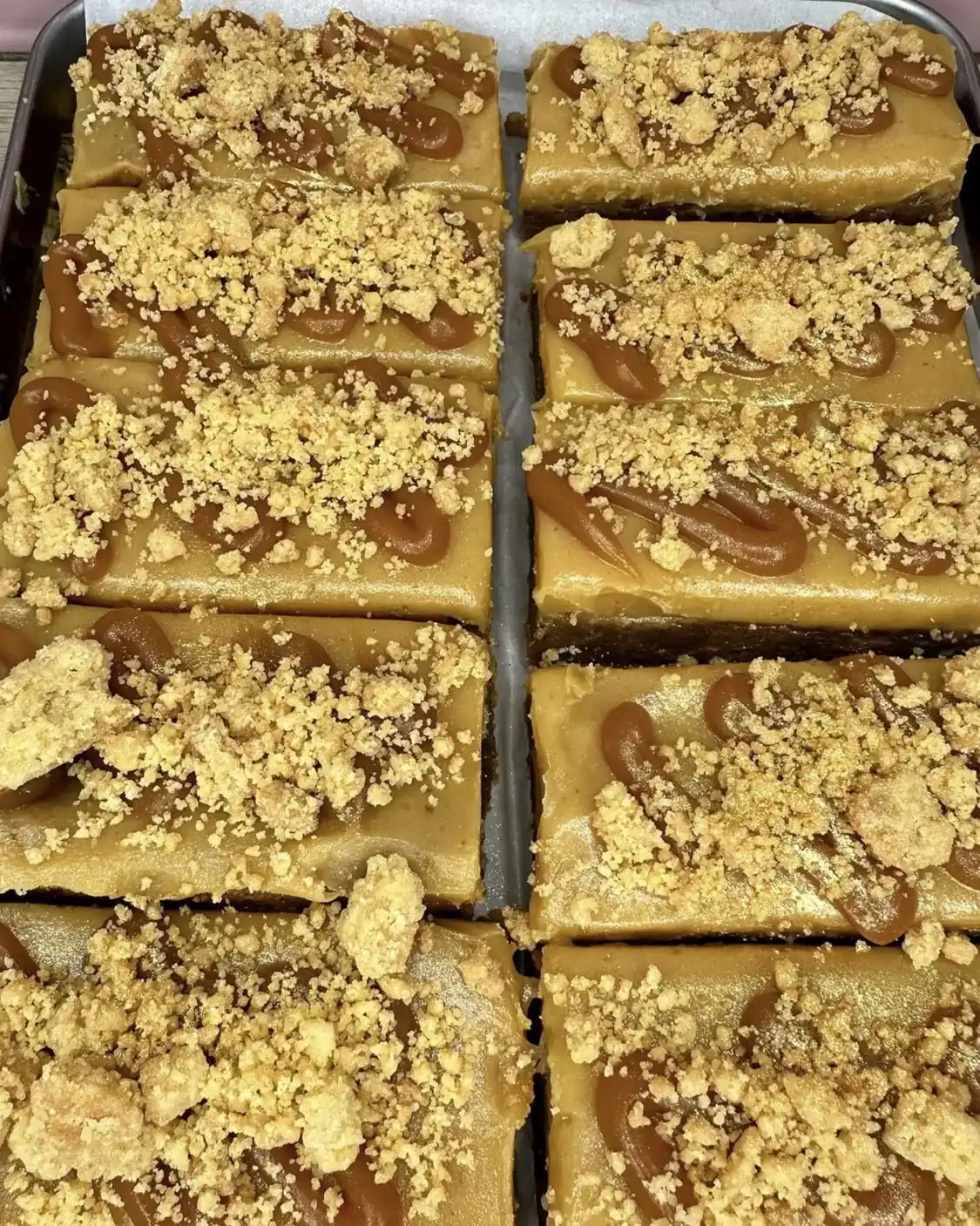 Gingerbread Caramel Slice
